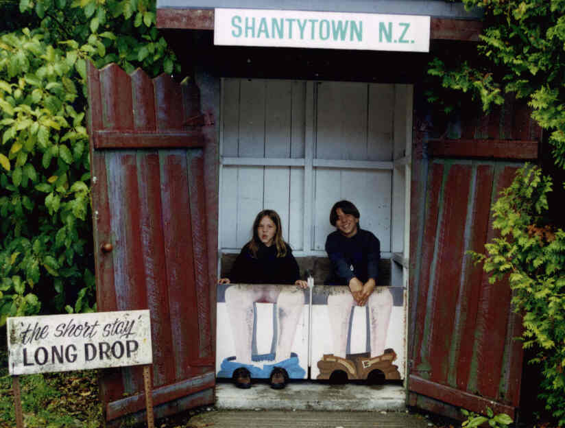 Shanty2.jpg (56153 bytes)